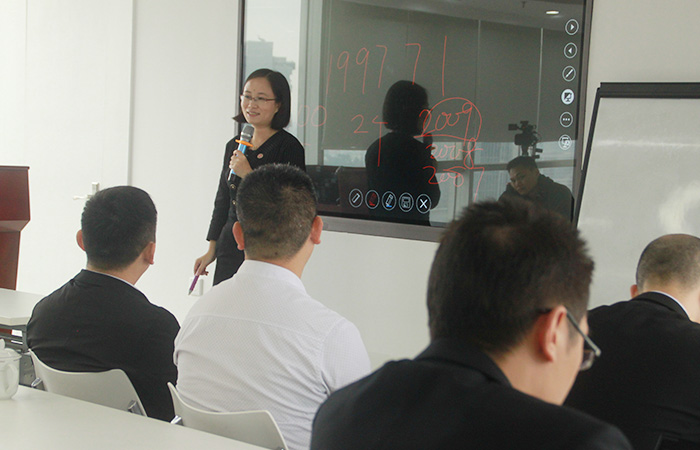  蓝狮注册商学院《海外营销策划与管理》公开课