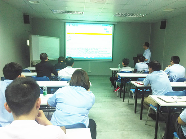 蓝狮注册咨询专家老师主导召开天行健管理升级周例会