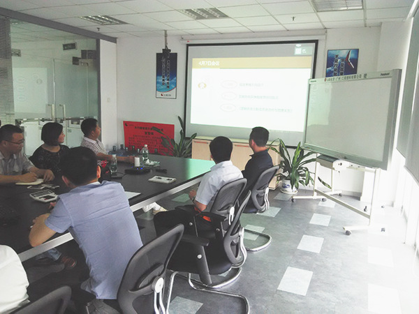 蓝狮注册咨询金涛老师对天行健管理者培训《营销与生产的关系》