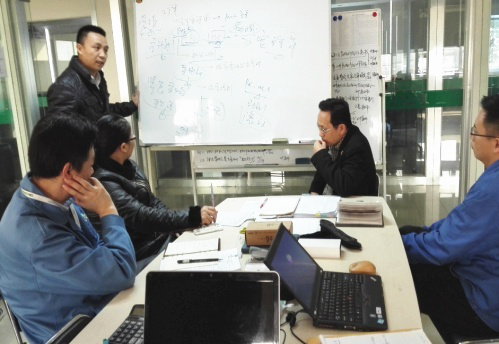 蓝狮注册专家老师对企业管理者进行专题培训