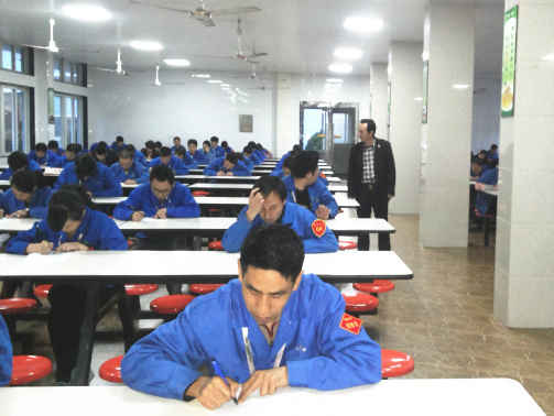 蓝狮注册专家老师组织企业员工考试