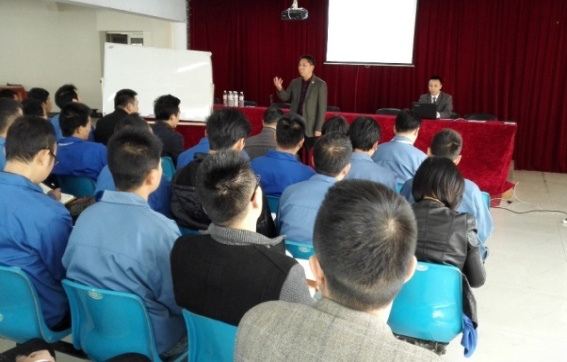 蓝狮注册咨询集团金涛老师为松田公司管理者做《快速提升业绩的六大管理系统》的培训