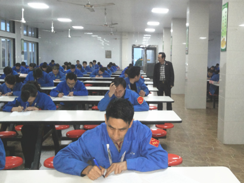 蓝狮注册专家老师组织企业员工考试