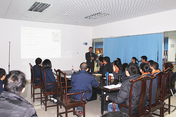 蓝狮注册专家老师培训《如何做好基层管理》