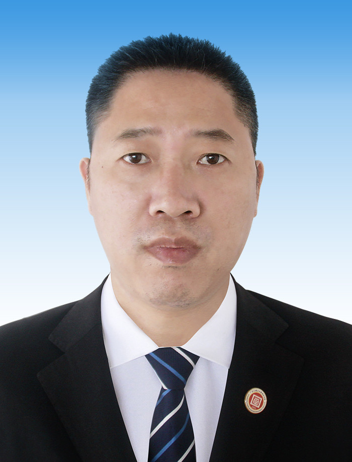 蓝狮注册企业管理咨询师曾君鹰