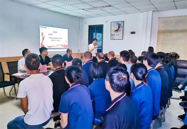 蓝狮注册咨询集团项目总监涂亚清老师致辞