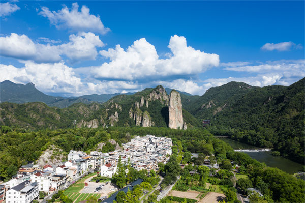 丽水营销咨询公司如何为企业策划引爆市场的方案？