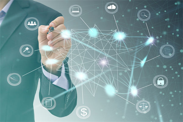 数字化转型背景下，企业战略应如何创新与升级？