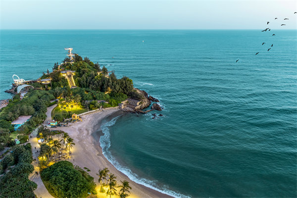 借助惠州薪酬咨询公司，企业如何实现员工激励与满意度提升？