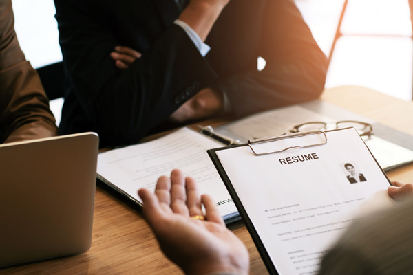 人才流失严重，人力资源管理如何构建稳固人才防线？