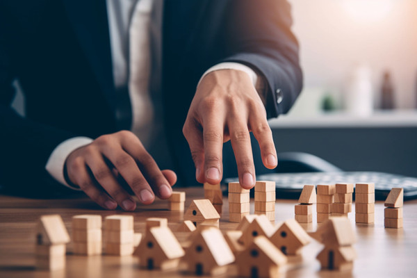 集团管控模式陈旧，阻碍业务扩张，如何更新换代？